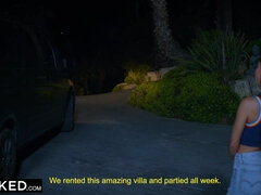 Noire, Collège université, En levrette, Faciale, Interracial, Orgasme, Petite femme, Chatte