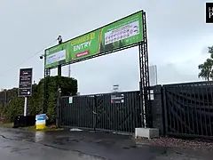 18 jahre, Leie, Blasen, Spermaladung, Handjob, Hd, Pov, Öffentlich
