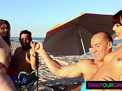Cul, Plage, Grosse bite, Papa, Le plan cul à quatre, Hd, Chatte, Adolescente