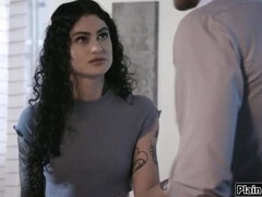 Grosse bite, Sucer une bite, Brunette brune, Branlette thaïlandaise, Hard, Petite femme, Tabou, Nénés