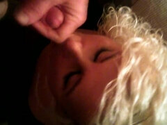 Leie, Blasen, Spermaladung, Aufs gesicht abspritzen, Hotel, Ehemann, Pov, Hure