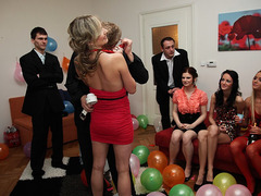 Groep, Feest