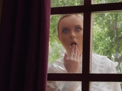 Blonde, Sucer une bite, Branlette thaïlandaise, De plein air, Nénés, Voyeur