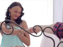 Noire, Brunette brune, Tir de sperme, Branlette thaïlandaise, Hard, Léchez, Chatte, Nénés