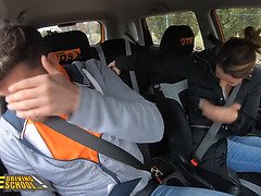 Pijpbeurt, Diep in de keel, Hondjeshouding, Orgasme, Gezichtspunt, Realiteit, Lerarin, Tieten likken