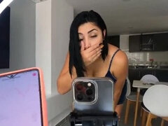 Msmartinasmith: All-Day Vibrator Challenge & Squirting Orgasm