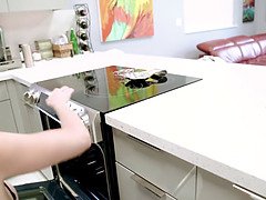 Nailed my step mom while she was stuck in the oven - Cory Chase