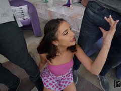 アナル, 美女, デカチン, フェラチオ, 茶髪の, 小柄, ラフ, 三人