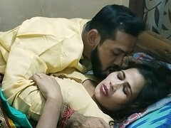 Любители, Азиатки, Одетые девушки голые парни, Пухленькие, Рогоносцы, Каблуки, Тощие, Жена