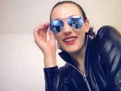 Leie, Braunhaarige, Latex, Masturbation, Pov, Solo, Jungendliche (18+), Titten