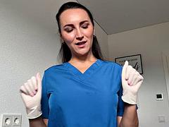 Eva Keks Gloves Up for Latex Gloppy Cumshot Finish