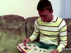 Lul, Hardcore, Hd, Rijpe lesbienne, Moeder, Kort haar, Zuigen, Tiener