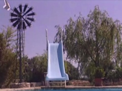 茶髪の, 指いじり, アウトドア, プール, ソフトコア, 一人, オッパイの
