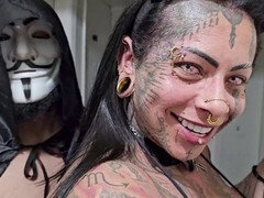 Doppelpenetration, Transfrau, Tätowierung, Flotter dreier