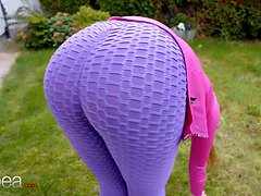 In den arsch, Blondine, Fingern, Lesbisch, Lecken, Hausmädchen, Orgasmus, Spielzeuge