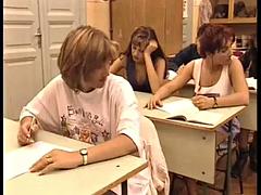 Grosse titten, Blasen, Gehörnter ehemann, Handjob, Milf, Öffentlich, Lehrer, Titten