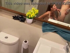 Жопа, Большие сиськи, Семяизвержение, Собачьи, Спортзал, Домашнее видео, От первого лица, На публике