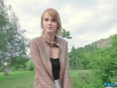 Nana, Gros seins, Sucer une bite, Plantureuse, Tchèque, Cuir, Seins naturels, Nénés