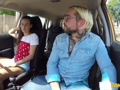 Amateur, Sucer une bite, Voiture, Branlette thaïlandaise, De plein air, Chatte