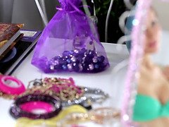 Arsch, Erotisch, Russisch, Rasiert, Erotischer film, Solo, Spielzeuge, Vibrator