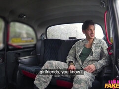 Sucer une bite, Éjaculation interne, Européenne, Branlette thaïlandaise, De plein air, Piercing, Chatte, Nénés