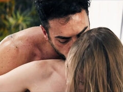 Tetas grandes, Rubia, Mamada, Penetracion con dedos, Sexo duro