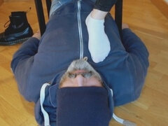 Leie, Sadomasochismus, Füsse, Fussjob, Herrin, Sklave, Socken, Jungendliche (18+)