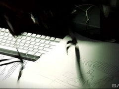 Blond, Bruinharig, Sperma shot, Sperma in gezicht, Slaaf, Tatoeage, Trio, Speelgoed