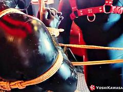 Sadomasochismus, Faustfick, Schwul, Hardcore, Latex, Piercing, Tätowierung, Spielzeuge