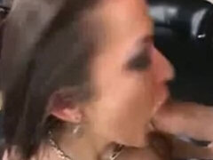 Большие сиськи, Брюнетки, Семяизвержение, Экстремальный секс, Огромные размеры, Милф, Мамочка, Жена