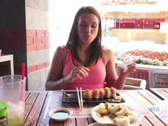 Leie, Grosse titten, Braunhaarige, Freundin, Im freien, Pov, Muschi, Titten