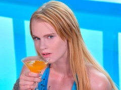 Badpak, Zwart, Pijpbeurt, Lul, Handbeurt, Natuurlijke tieten, Tatoeage, Tiener