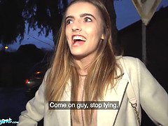 Pijpbeurt, Bruinharig, Frans, Hd, Orgasme, Openbaar, Mager, Tieten likken