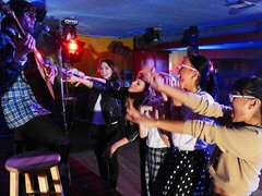 Grosser arsch, Grosser schwanz, Grosse titten, Blasen, Frau frau mann, Milf, Muschi, Titten