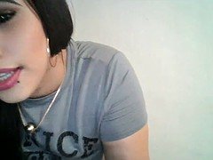 Curvy Latina Rubbing Her Pussy