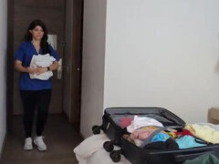 Большая жопа, Измена, Латиноамериканки, Милф, Мамочка, Натуральные сиськи, Соблазенение, Мачеха