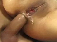 Cul à la bouche, Grosse bite, Gros seins, Sucer une bite, Poilue, Interracial, Masturbation, Chatte