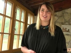 18 jaar, Enthousiasteling, Anaal, Blond, Mollig, Frans, Ondergoed, Buiten