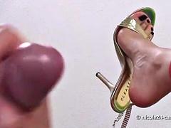 Tetas grandes, Mamada, Corridas, Fetiche, Pajear, Madres para coger, Tetas