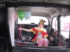 Amateur, Voiture, Attrapée, Couple, Queue, Robe, De plein air, Surprise