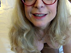 Banging cougar sex veteran Nina Hartley