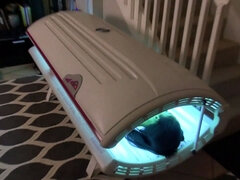 Gevangen, Hondjeshouding, Hd, Monster, Roodharige vrouw, Schreeuwen, Geschoren, Tiener