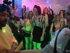 Rubia, Grupo, Interracial, Lencería, Orgía, Fiesta, Perforación, Coño