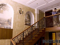 Blasen, Braunhaarige, Geile alte tussi, Behaart, Absätze, Schlaffe titten, Stiefmutter, Spielzeuge