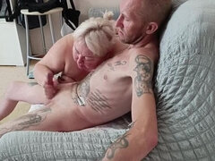 Mamada, Madura, Pajear, Pajearse, Maduro, Madres para coger, Esperma, Chupando