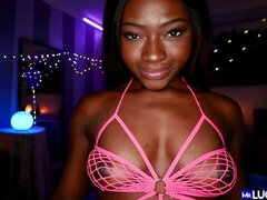 Belleza, Culo grande, Verga grande, Tetas grandes, Mamada, Morena, Estilo perrito, Masturbación