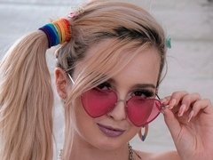 アナル, お尻, ブロンド, フェラチオ, 手コキする, 自然山雀, オマンコ, ティーン