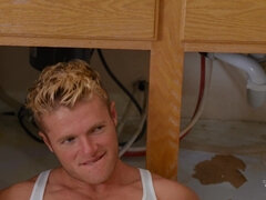 Anal, Tetas grandes, Corridas faciales, Sexo duro, Tacones, Cocina, Cabello corto, Esposa