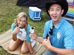 Culo, Verga grande, Rubia, Mamada, Estilo perrito, Tetas naturales, Flaco, Adolescente