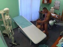 Enthousiasteling, Blond, Vriendje, Bedriegen, Stel, Hondjeshouding, Kantoor, Uniformpje